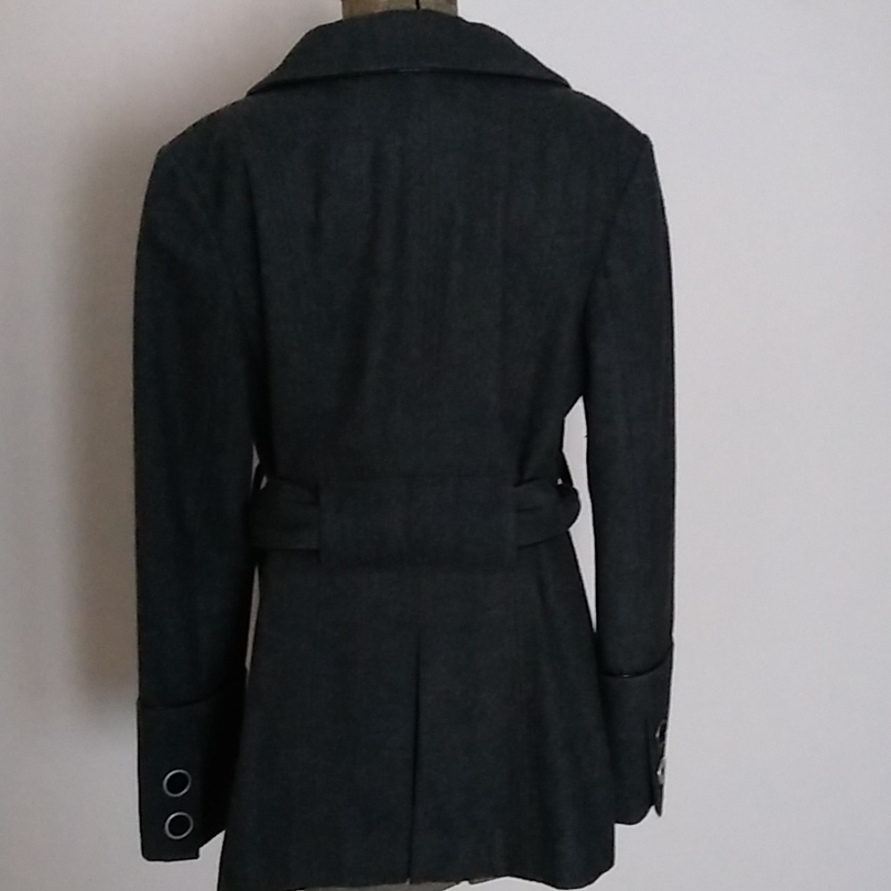 Coat - Picture 2 of 3